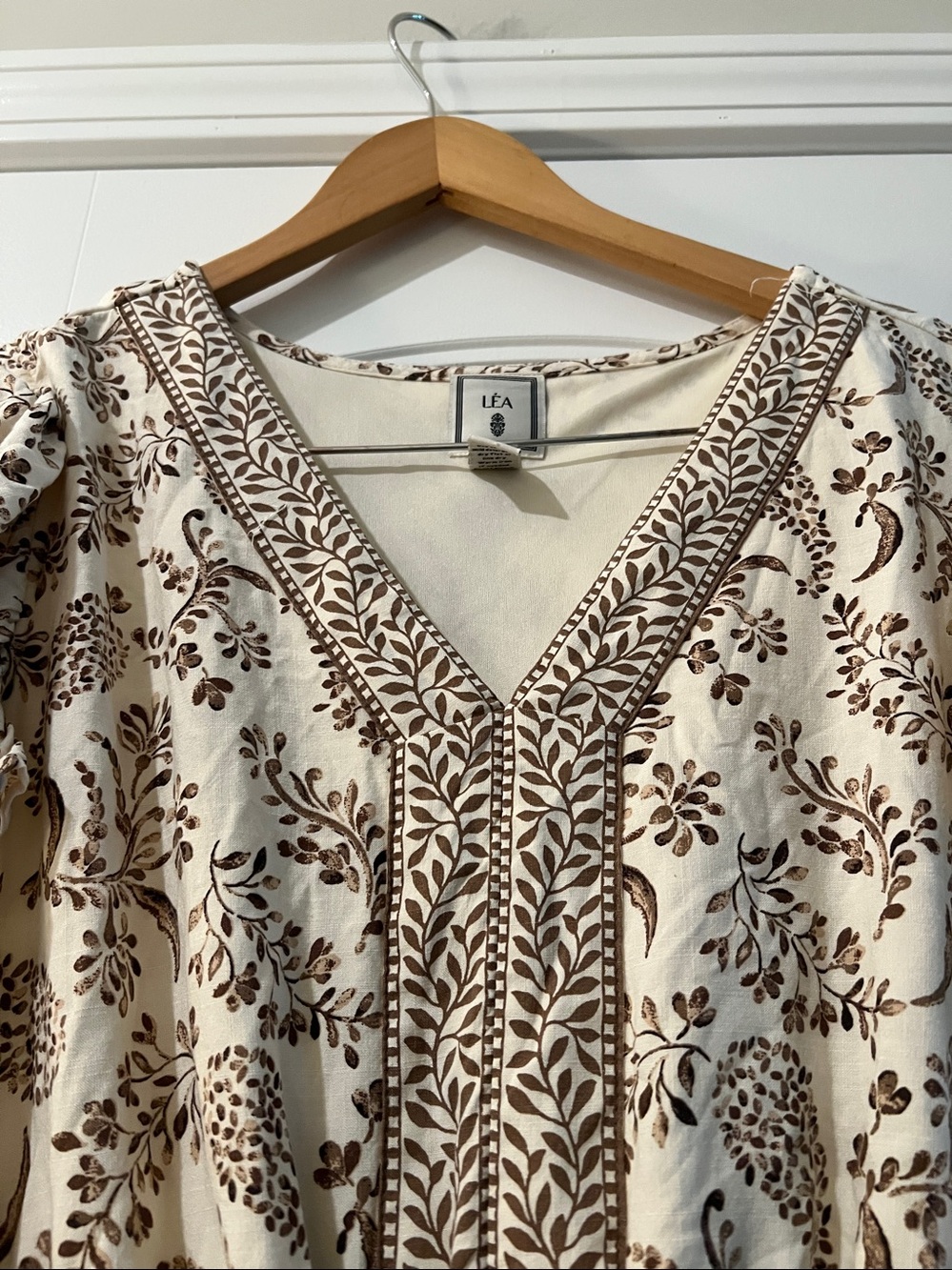 V-Neck Flutter Sleeve Midi Dress bohemian- - Picture 3 of 5